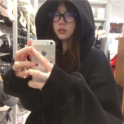 茱莉小姐